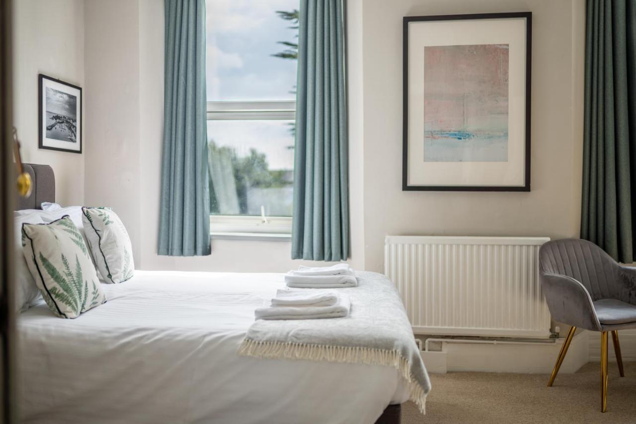Sleepy Puffin Guest House 滕比 外观 照片