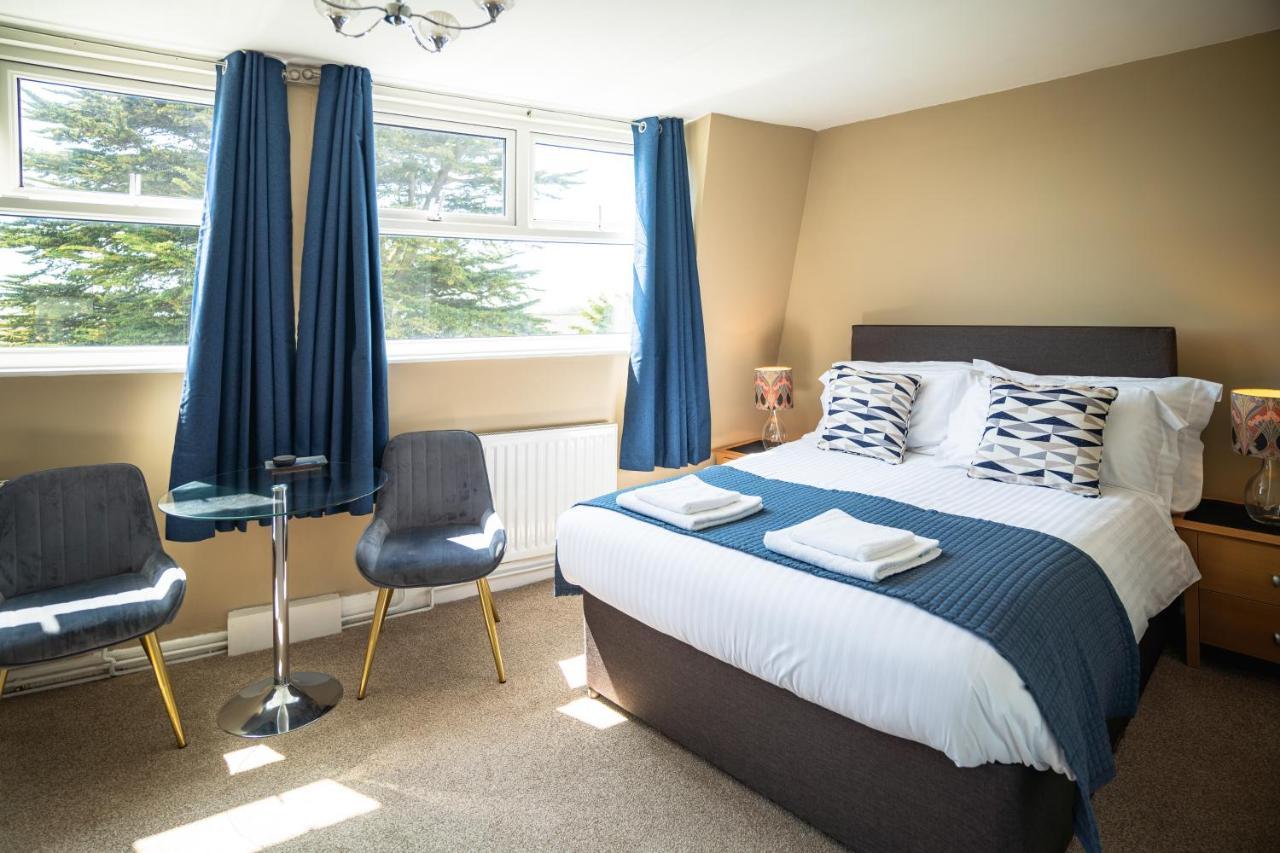 Sleepy Puffin Guest House 滕比 外观 照片